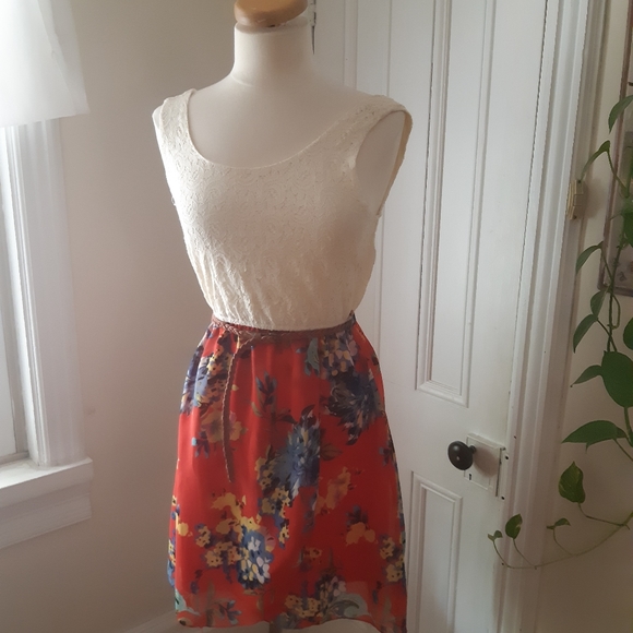 5/10$ Indulge Multi-Color Elastic Waist Dress Size M - Picture 3 of 6